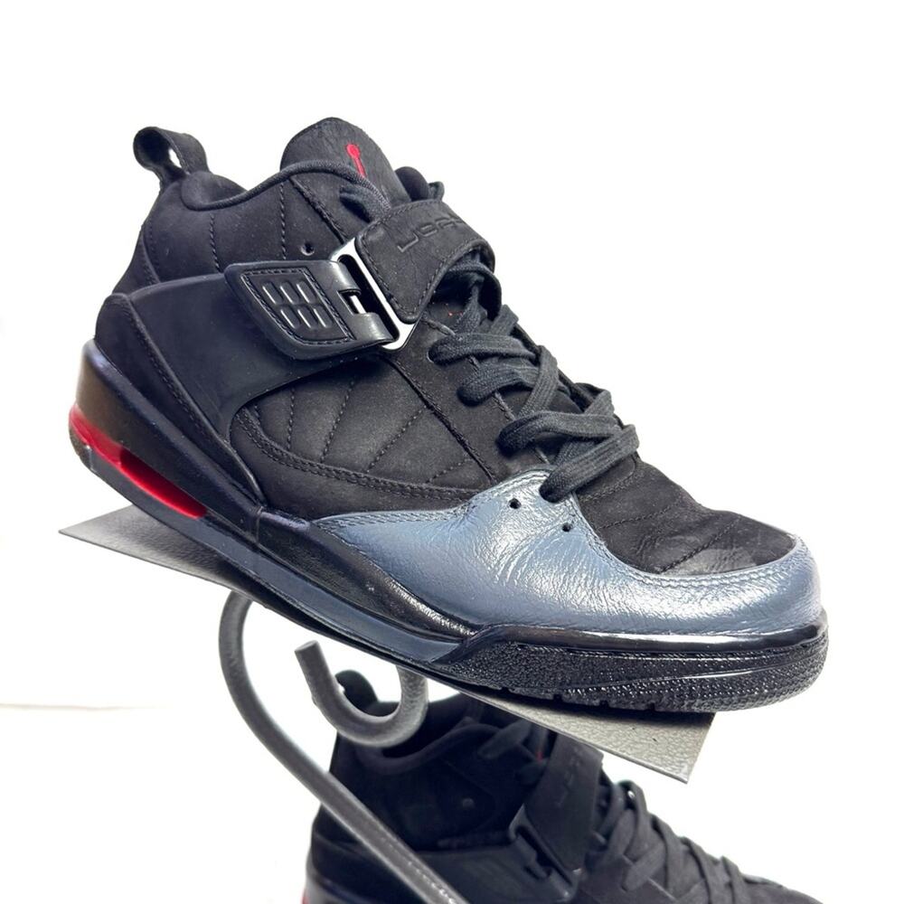 Nike Jordan Black Gray Red Flight 45 Sneakers Youth Size 8/ Women’s 6